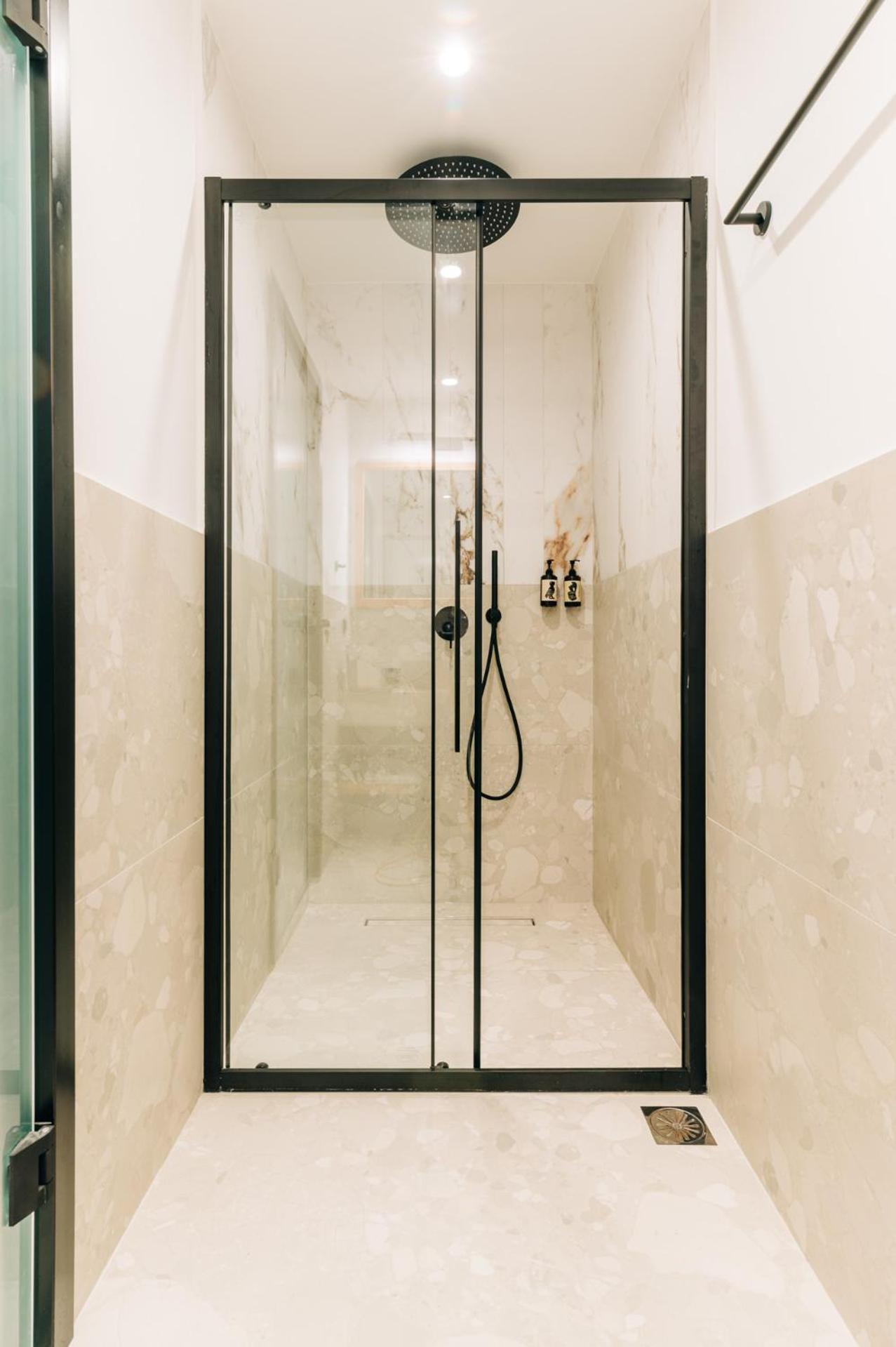 Athesense Suites Atenas Exterior foto